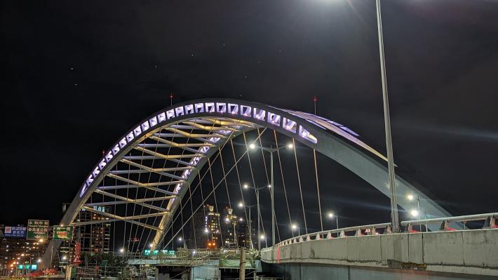 圖5 主橋現況三(夜景)