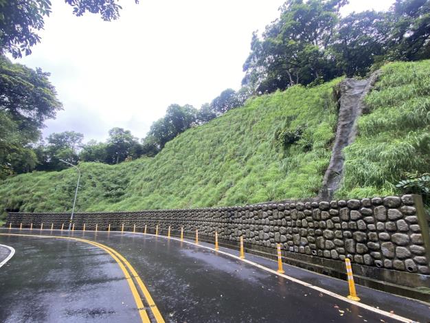 Figure 8. Photo of completion of the construction of the Emergency Repair Tender No. 1 (Yangjin Highway)