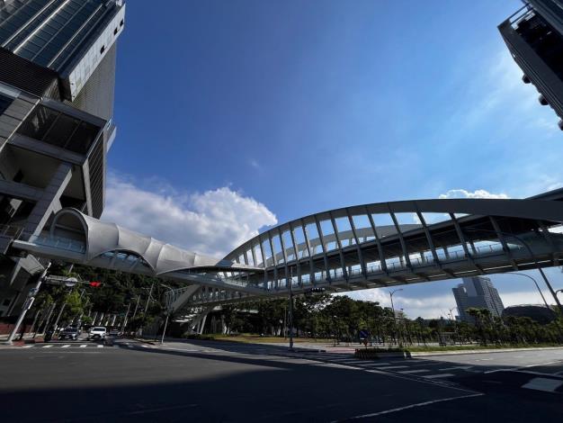 Photo 1 of the Nangang Ecological Green Corridor and Multilevel Connectivity Platform Construction Project upon completion