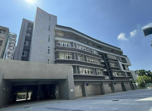 Picture 4. Completed project rendering – North façade (1)