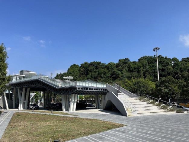 Image 10. Project completed. (Nangang Elevated Connecting Platform)
