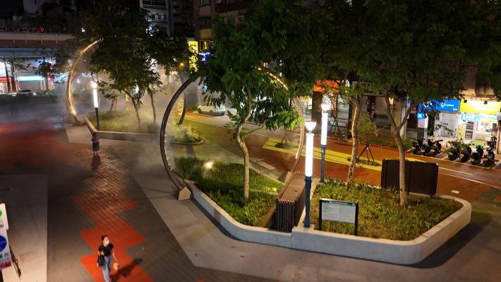 Figure 4. Water mist roundabout at the Liugong Green Corridor