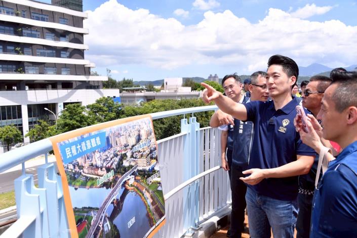 Photo 13 On-site tour of the Minquan Bridge Scenic Pedestrian Bridge