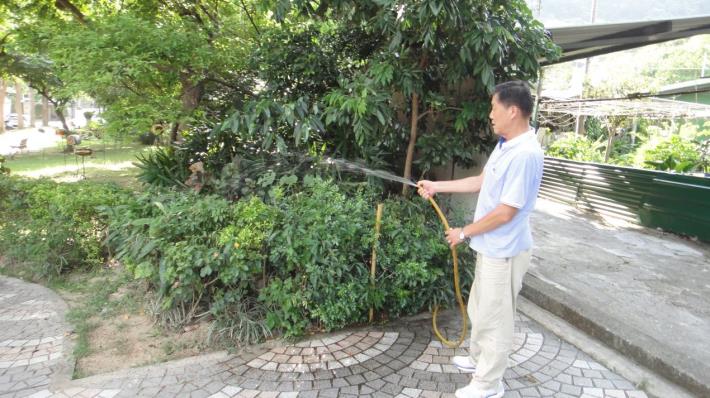 圖1、「中水」灌溉系統，利用過濾清潔汙水方式，達到水資源再利用