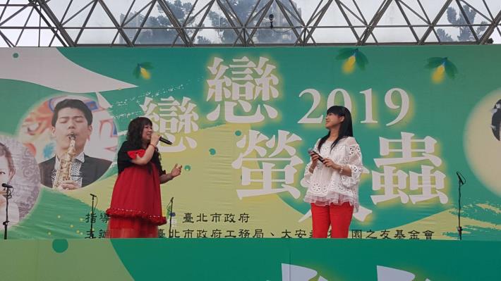 圖7.南方二重唱以經典民歌喚起觀眾的記憶