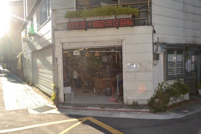 圖2.古風小白屋串聯起社區.JPG