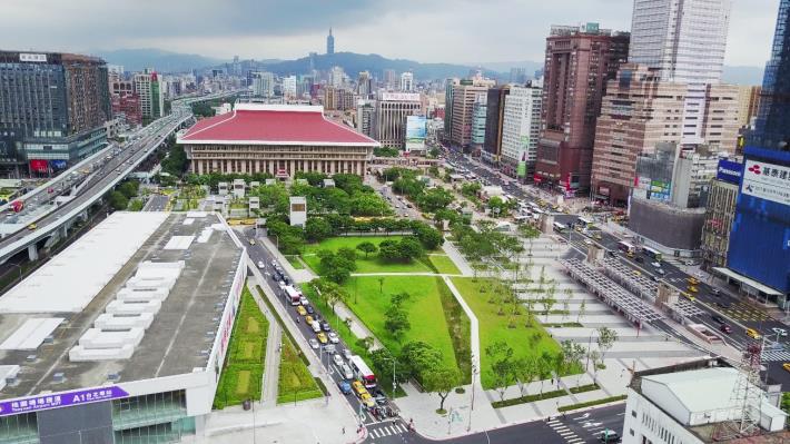照片7：「臺北行旅廣場」-打造城市客廳、歷史脈絡交織為核心設計理念