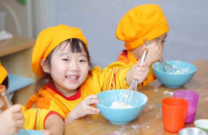 照片25-亞尼克-親子DIY課程，讓親子在手作甜品的過程，也尋找夢想中的幸福記憶。