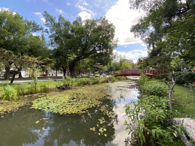 圖2.興隆公園的生態池.JPG