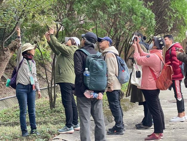 圖3.在貴子坑水土保持園區學習高嶺土知識