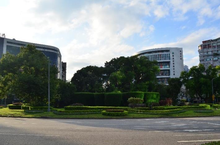 圖9-仁愛圓環一景
