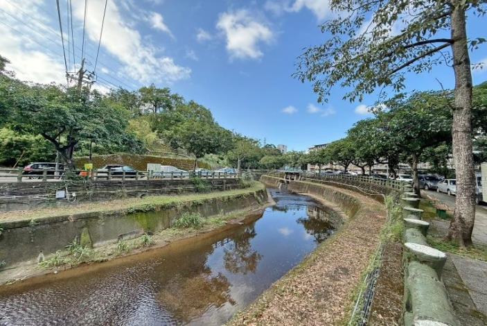 圖6：四分溪河岸綠廊（南側）