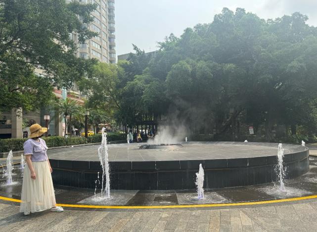 圖3.歡迎市民朋友前往北投公園噴水池感受水花飛舞的夏日樂趣。