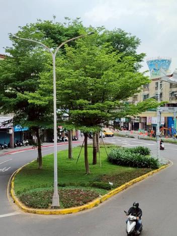 (圖4) 隨季節變化草花色彩點綴更是感動居民及來往遊客
