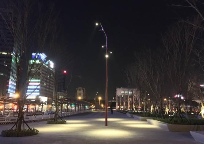 圖6：臺北行旅廣場夜間燈光效果