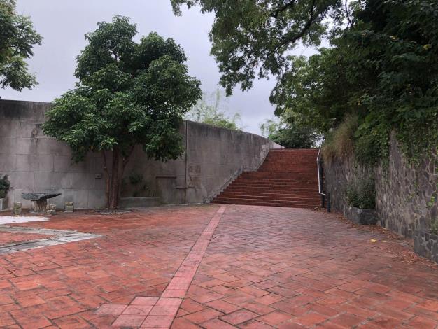 圓山公園(原兒育中心範圍)-既有地坪清潔
