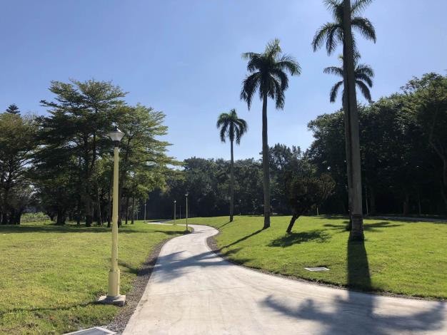 圓山公園(原兒育中心範圍)-地坪更新
