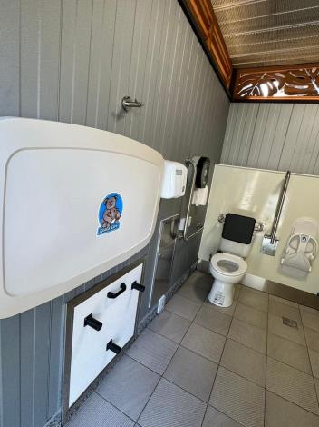 景觀公廁內裝_2