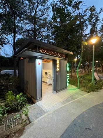 克強公園-景觀公廁2