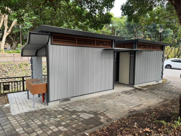 東和公園-景觀公廁1號、2號_1