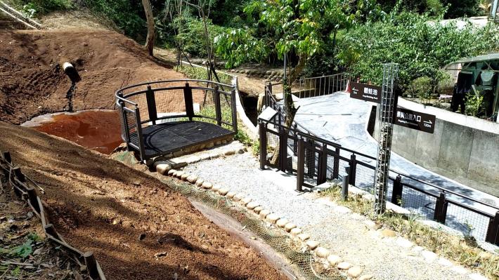 景興公園-觀蛙池及平台