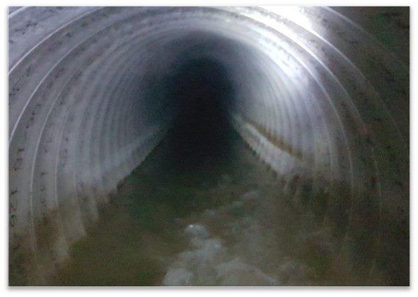 維修後的污水管渠，衛工處延長污水管使用年限，維持污水下水道的正常功能