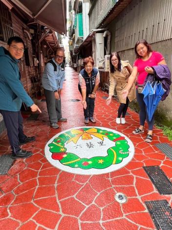 六藝里特色後巷完工，丁禾溱里長歡迎民眾在品嘗美食之餘來散散步