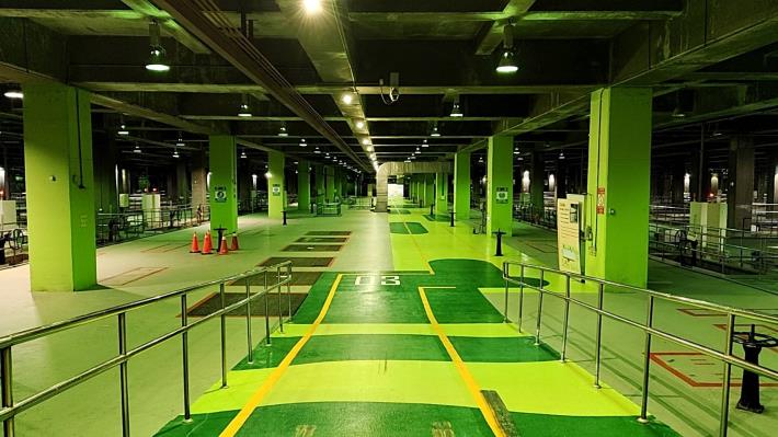內湖廠參觀走道