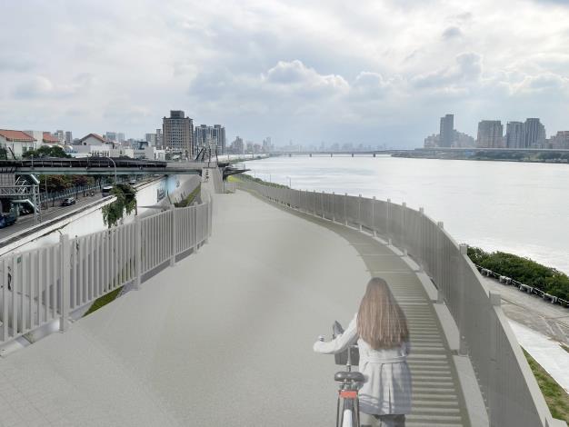 迪化休閒運動公園自行車牽引道完工後，不僅提升公園與河濱間的可達性，也讓民眾以全新視角欣賞淡水河畔自然風光