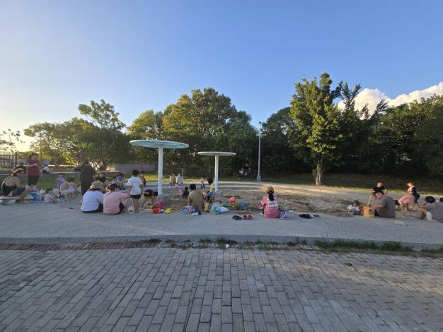 內湖運動公園-沙坑
