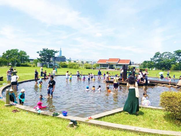 Neihu Sewage Treatment Plant Sport and Recreation Park-3