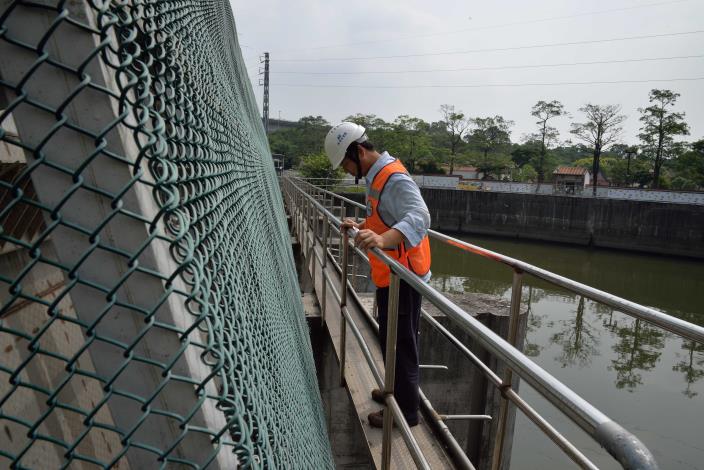水利建造物進行總體檢，可確保堤防和抽水站的安全性