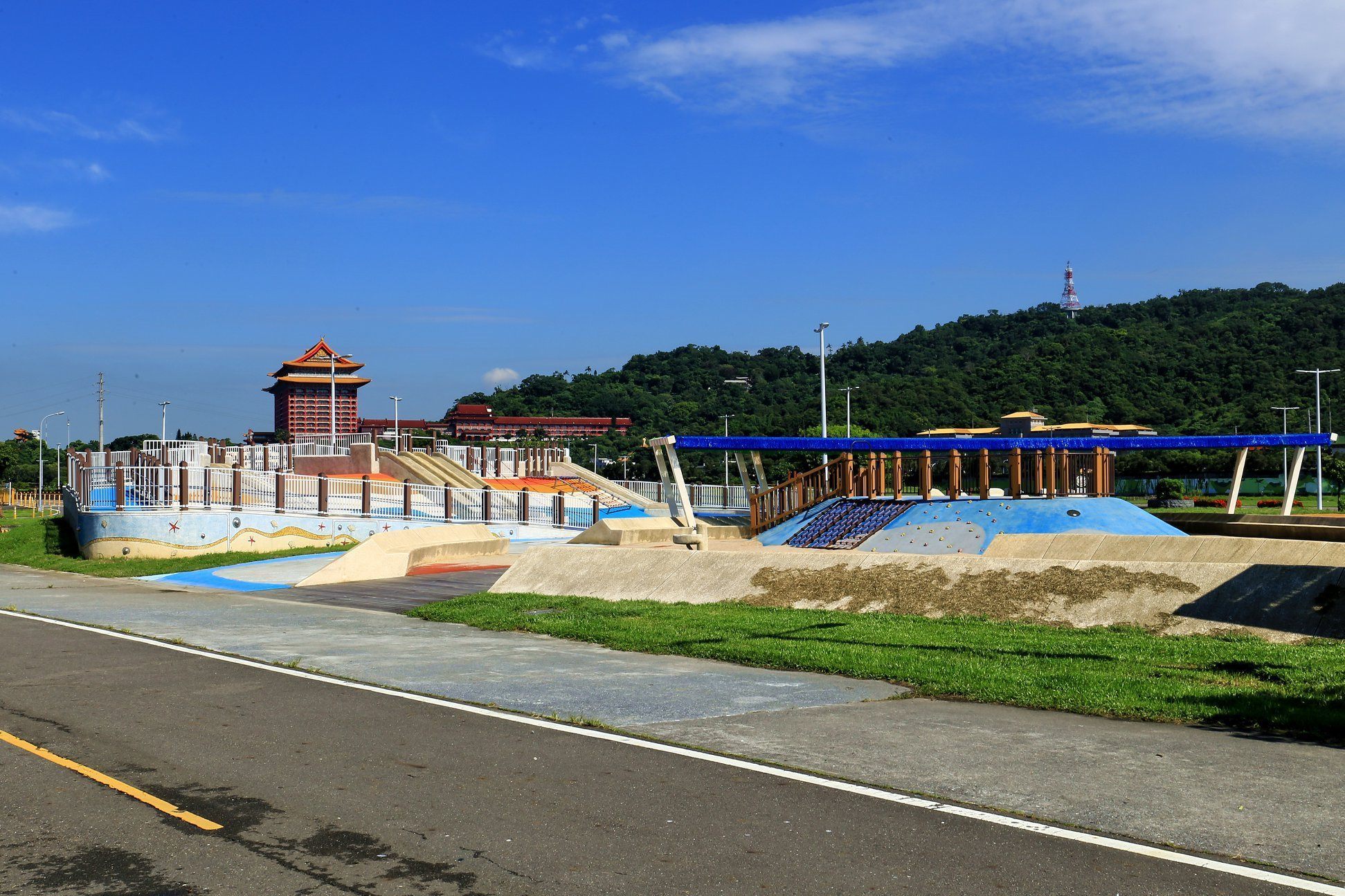 大佳河濱公園共融式遊戲場