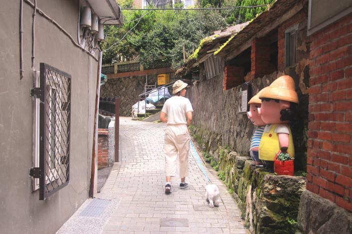 照片6　漫步巷弄間感受純樸農村氣息.JPG