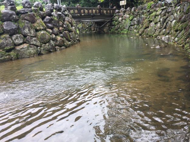 內溝溪一彎一景