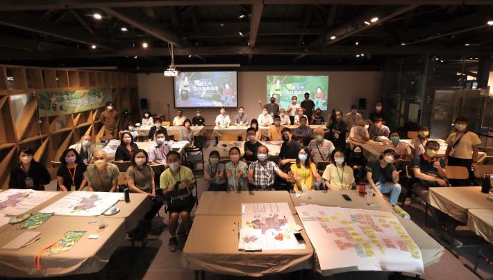 6現場參與專家學者與民眾共同合照