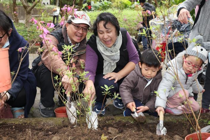 4植樹體驗預約一片城市森林