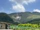 圖二：遠眺小油坑美景