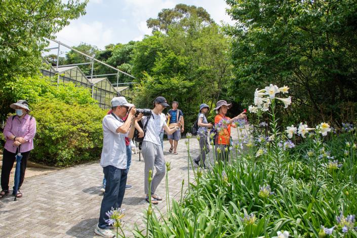 3園區內賞花人潮
