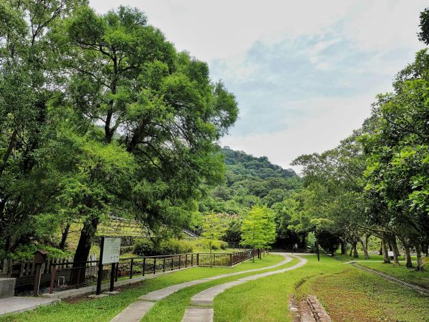 照片2-貴子坑水保園區園內步道