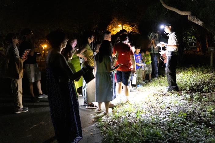 圖6-一起夜觀貴子坑，友善拜訪夜間生物