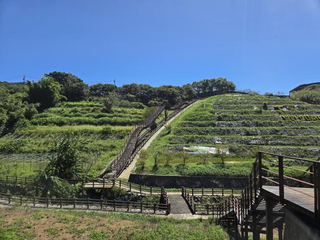 照片9-平等社區：稻浪棧橋