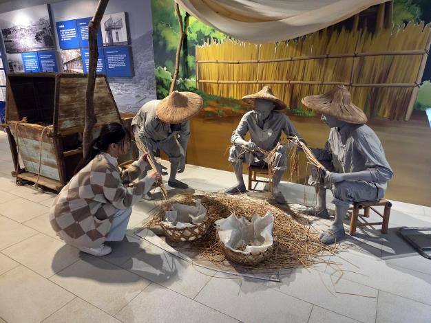 照片4竹子湖蓬萊米原種田故事館