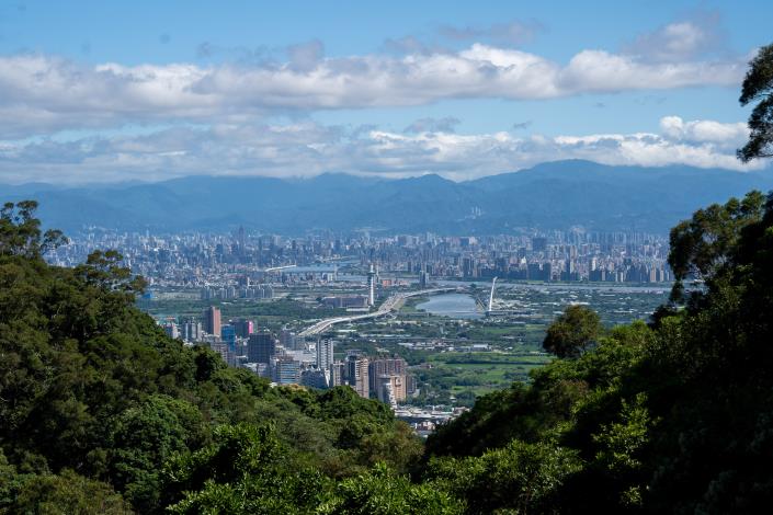 照片5－遠眺臺北市