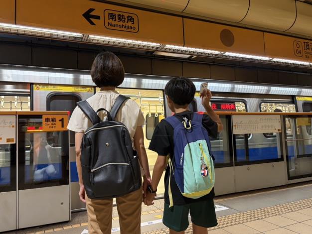 台北市兒童搭捷運只要票價4折