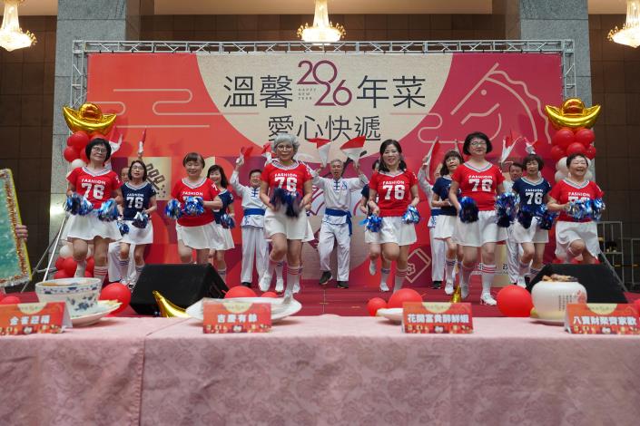永安社區發展協會熱鬧開場表演.JPG