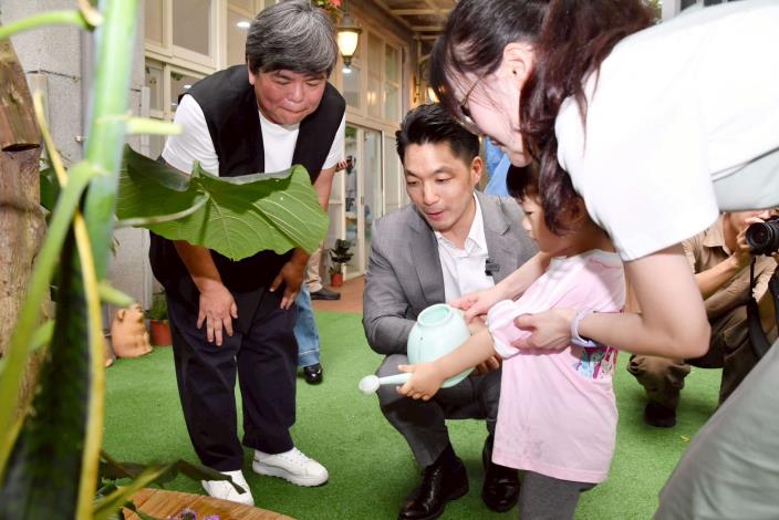 臺北市長蔣萬安今（31）日視察大安托嬰中心-1