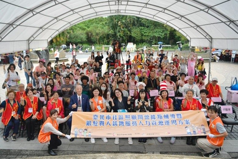 Group photo, 2024 Senior Elderly Volunteers Cultural Heritage Annual Presentation