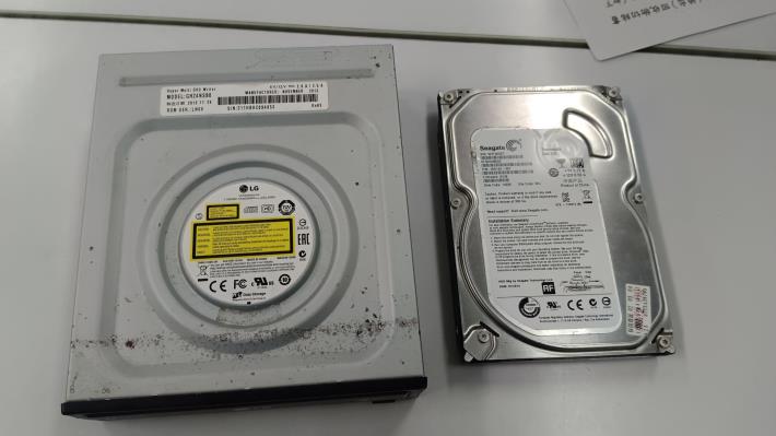 照片一:中山區清潔隊協助民眾尋回存有重要資料的硬碟