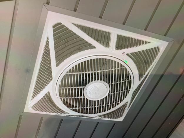 永康公園-天花板風扇不潔(改善後)_0